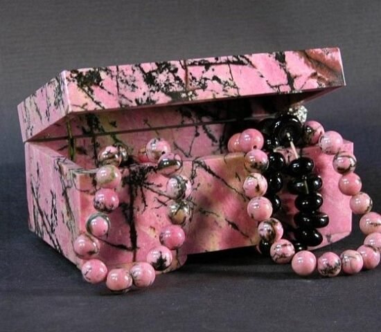 Камінь агат: лікувальні і магічні властивості каменю — кому він ...