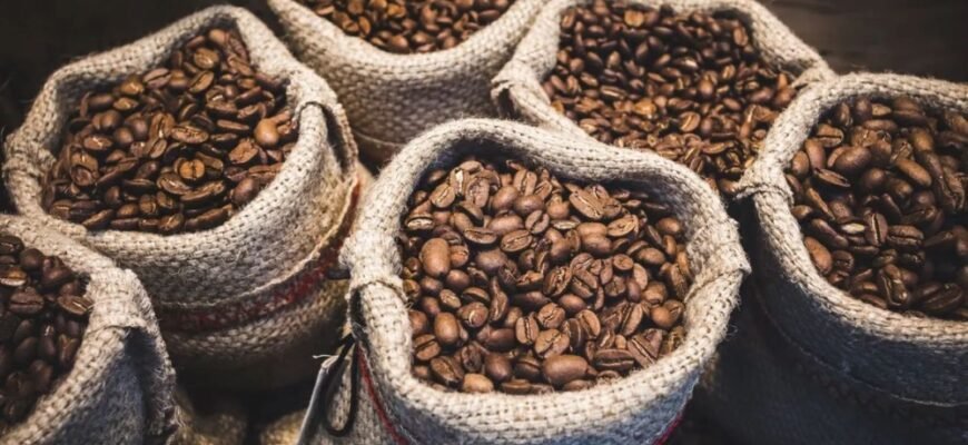 Відкрийте світ ароматів: найкращі сорти кави в зернах з різних країн