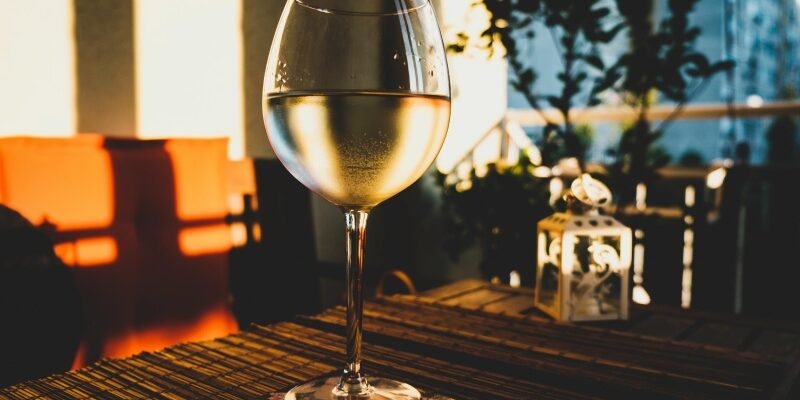 Шардоне: Особливості та секрети популярності зіркового білого вина