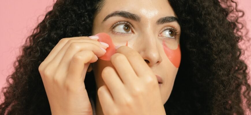 Ефективні методи боротьби зі зморшками, синцями та набряками навколо очей