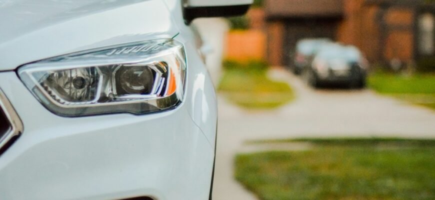 “Зелена картка: Кому необхідне автострахування для поїздок за кордон”