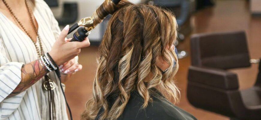 Онлайн-курси для стилістів: переваги та поради з вибору навчання