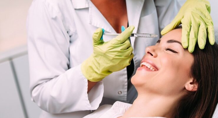 Ботулінотерапія: що це таке, як вона працює та її переваги