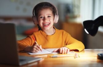 Відмінювання слова “коледж” в українській мові: правила та приклади