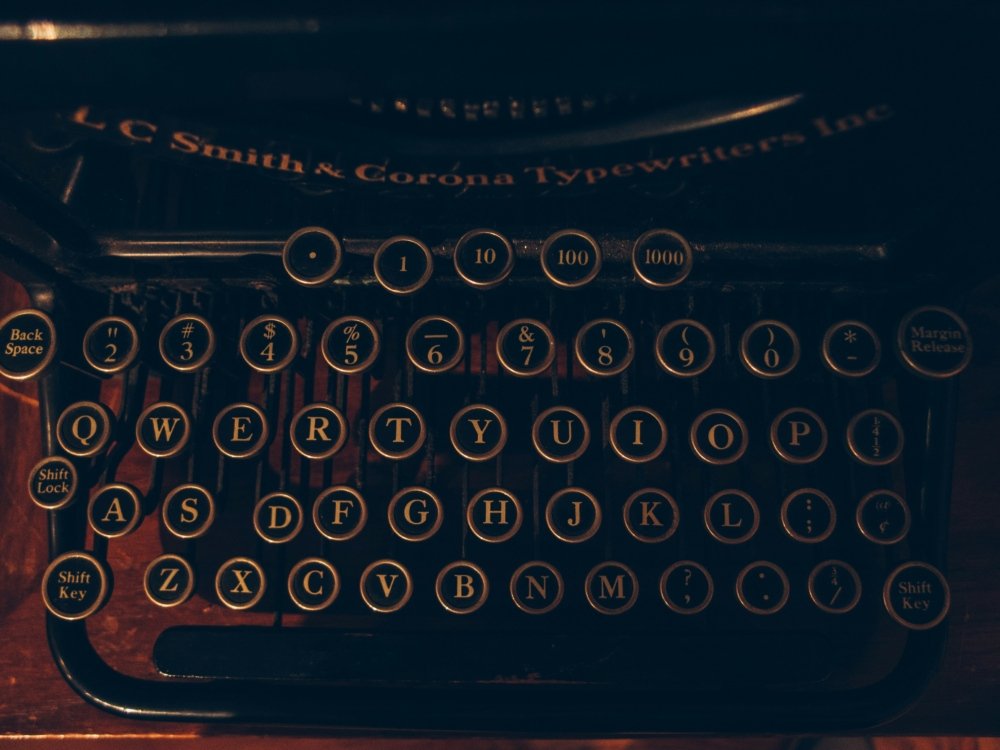 Символи верхнього регістру в тексті