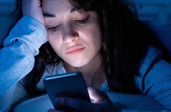 Захист шкіри від синього світла: ефективні поради для користувачів екранів