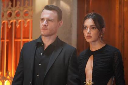 Кадри з турецьких серіалів