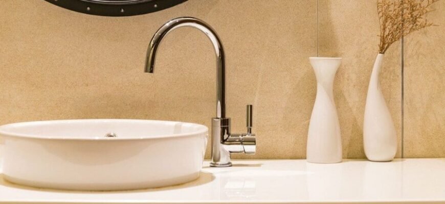 Зручний умивальник без бар’єрів: як обрати для всіх користувачів