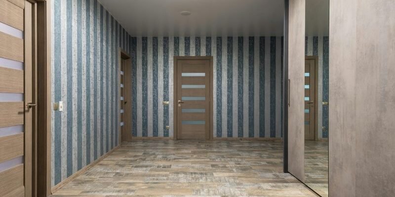 Hi-Tech двері: Трансформація простору з сучасним стилем і техно-естетикою