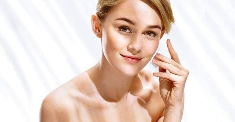 Ефективні методи швидкого очищення шкіри від чорних цяток та забруднень