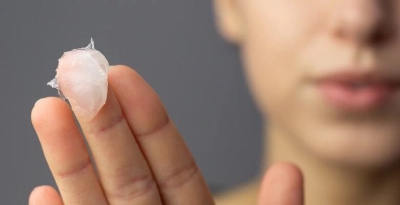 Лікувальні властивості вазеліну: ефективність та застосування в медицині