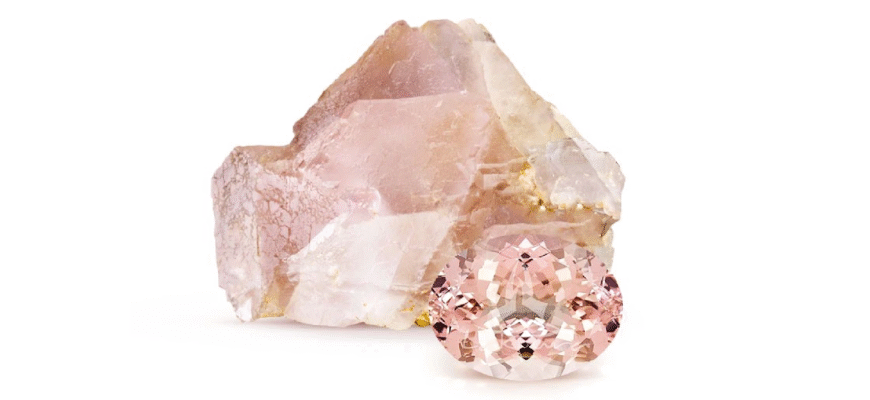 “Морганіт: Властивості, Значення та Використання в Ювелірних Виробах”