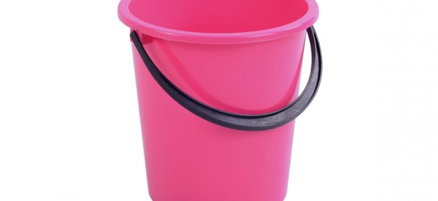 Пластикові відра від виробника: якість та надійність за доступною ціною