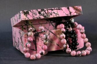 Родоніт: Властивості, Використання та Магічні Характеристики Каменю