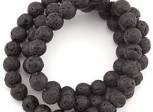 Вулканічна лава як камінь: унікальні властивості і використання